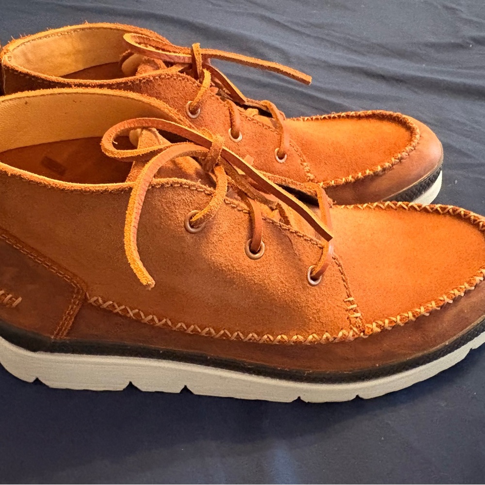 Men's Manitoban mukluks Tan Suede Lace-Up Boots - Picture 3 of 4